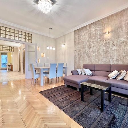 Exclusive colourful flat in the city Budapesta Exterior foto