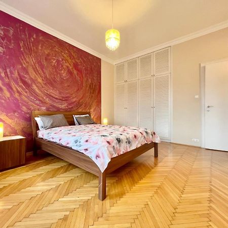 Exclusive colourful flat in the city Budapesta Exterior foto