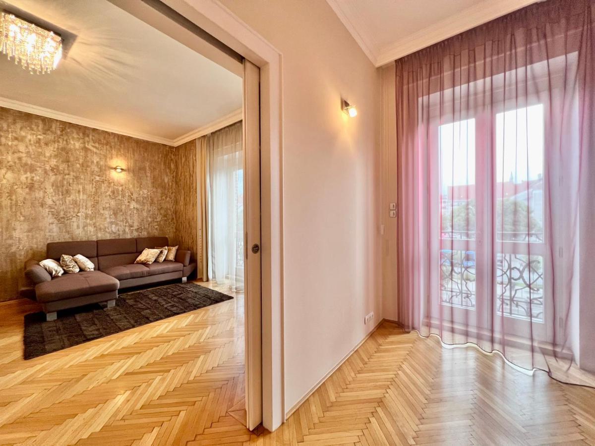 Exclusive colourful flat in the city Budapesta Exterior foto
