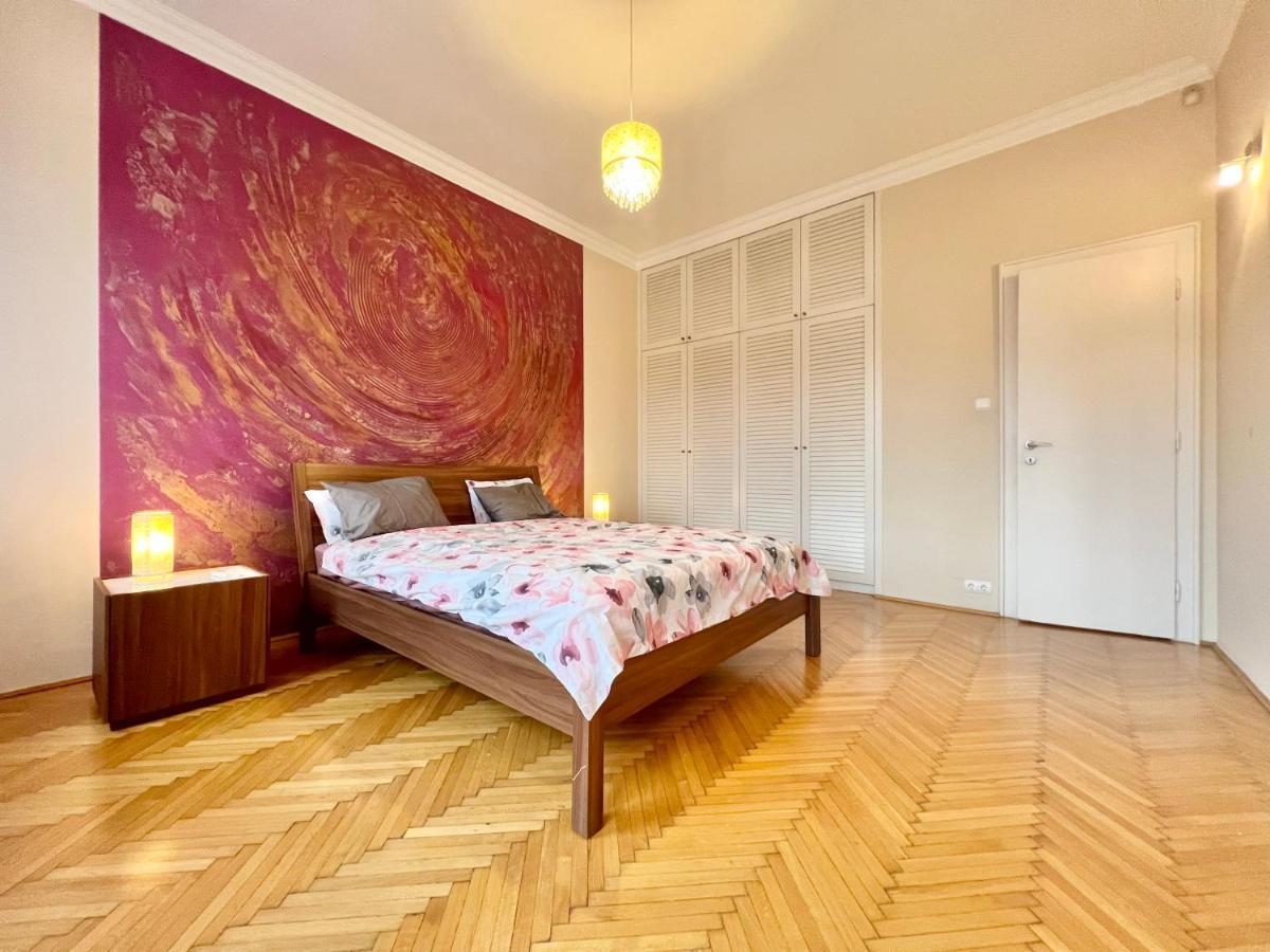 Exclusive colourful flat in the city Budapesta Exterior foto