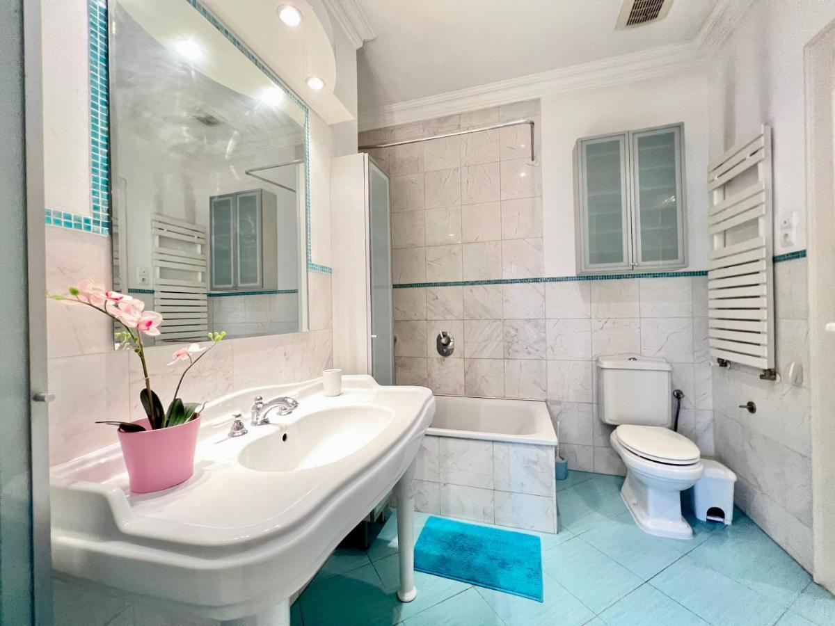Exclusive colourful flat in the city Budapesta Exterior foto